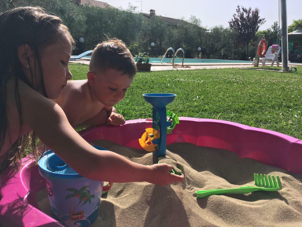 Pensjonat Le Coccole Del Trasimeno Tuoro sul Trasimeno Zewnętrze zdjęcie